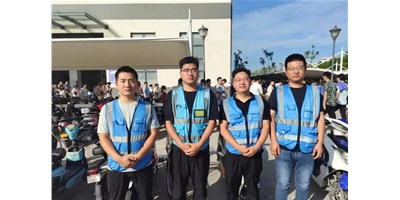 保持熱忱，時(shí)刻堅(jiān)守，是他們的寫照